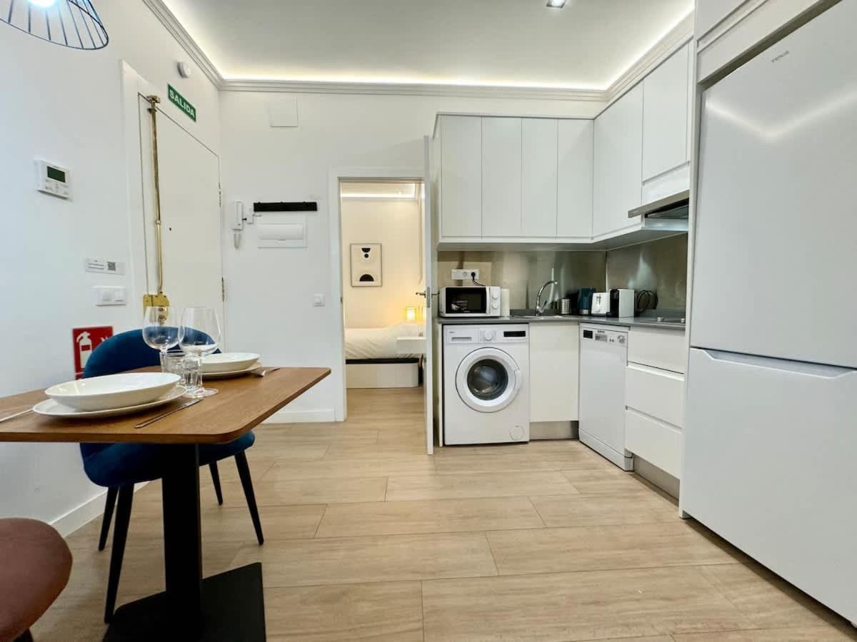 Plaza Mayor Cozy Private Apartment With Ac Madrid Kültér fotó