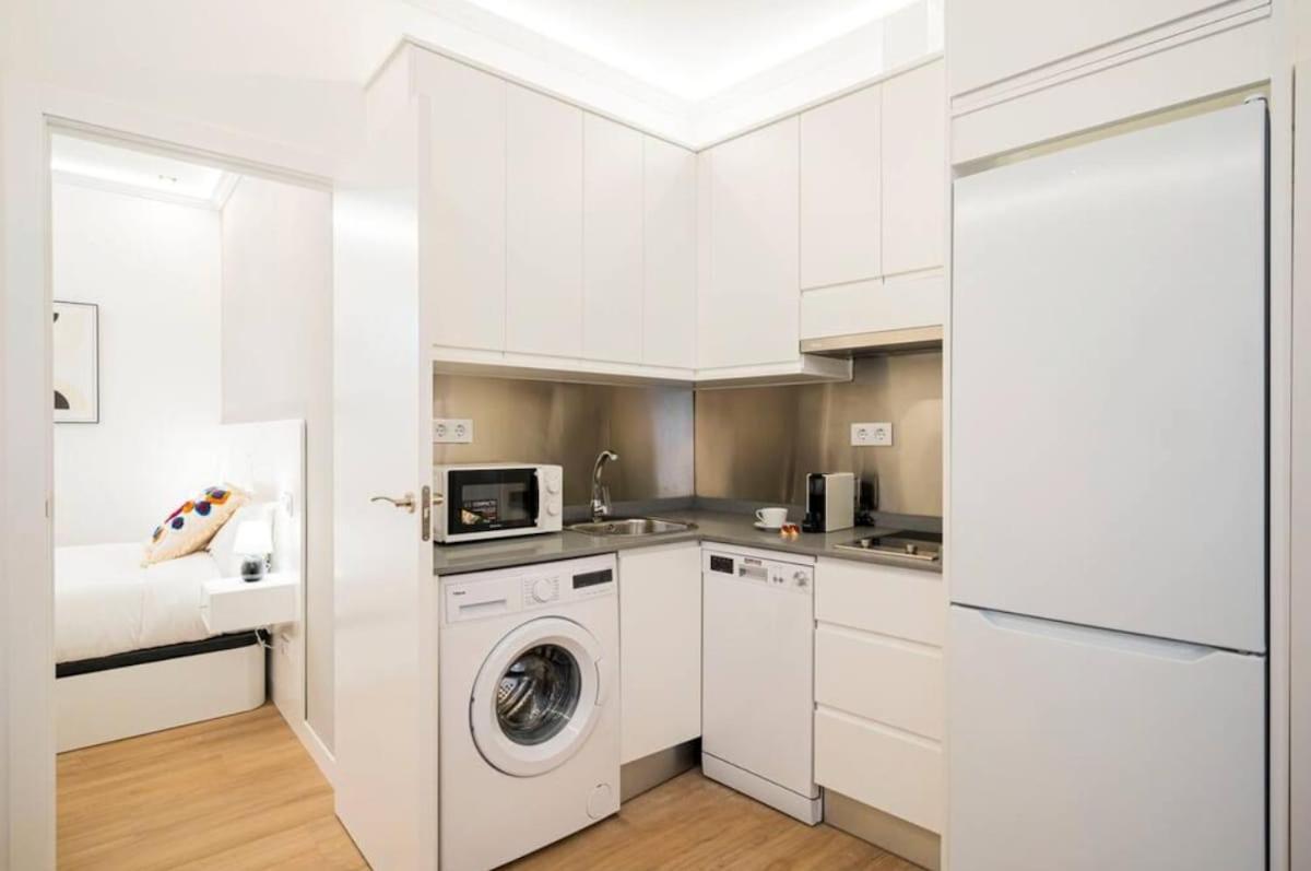 Plaza Mayor Cozy Private Apartment With Ac Madrid Kültér fotó